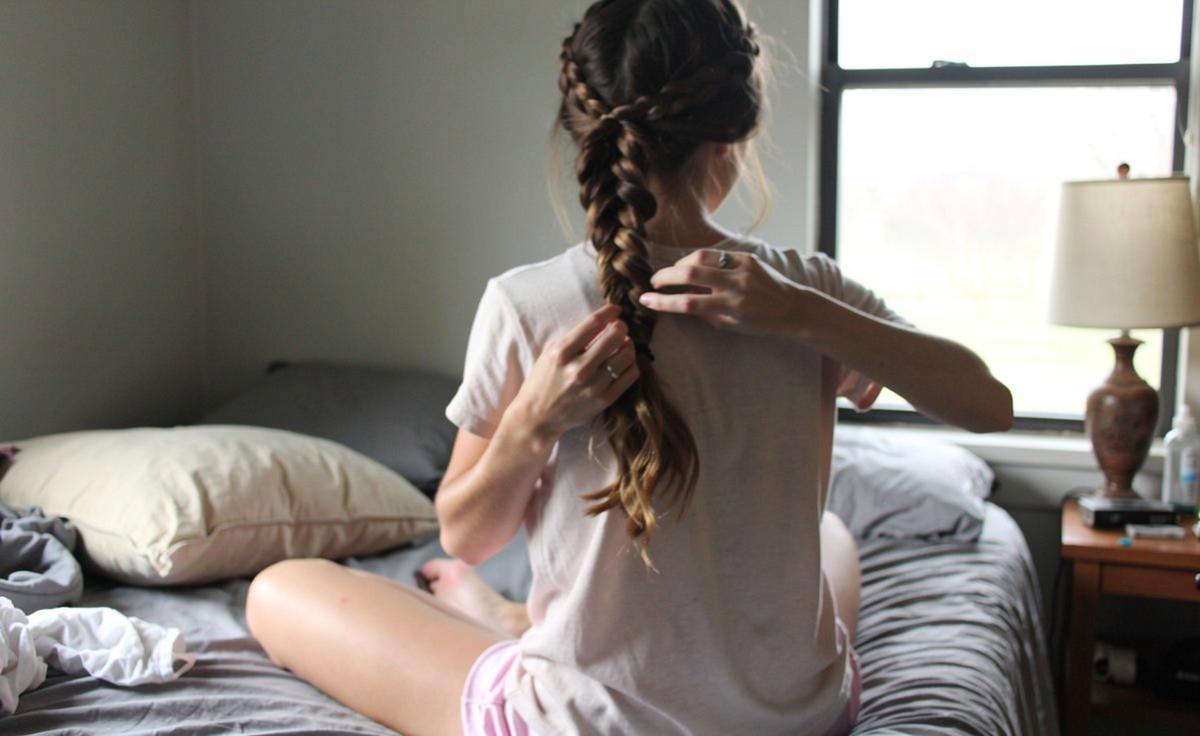 The overnight braid method that creates natural waves, hairstylists reveal