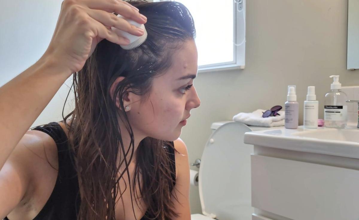 Why scalp exfoliation improves product absorption, dermatologists reveal